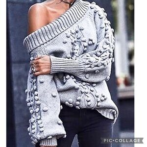 Beautiful Heather Gray Sweater. Detailed